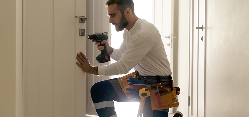Mailbox Lock Installation Expert in South Pasadena, California