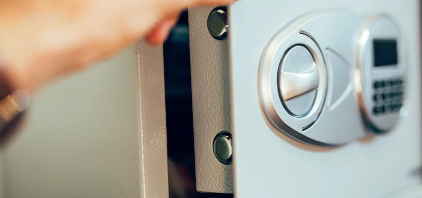 Fingerprint Safe Openers in South Pasadena, CA